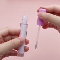 Tube de luxe de 3ml 5ml avec logo personnalisé brillant à lèvres tubes de rouge à lèvres vides conteneurs d'emballage tube de brillant à lèvres cosmétique vente en gros