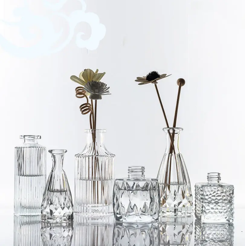 Bouteilles de diffuseur en verre, pots de diffuseur avec bouchons, ensemble d'accessoires de parfum utilisés pour le bricolage, ensembles de diffuseur de roseaux de remplacement.