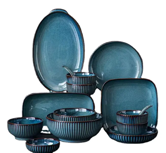 Set di stoviglie in porcellana blu di alta qualità all'ingrosso stile nordico Europa di lusso piatti raffinati e piatti ristorante in gres