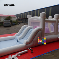 Parcours d'obstacles aquatiques gonflable double piste amusant et durable 20x8,2 pieds en PVC avec garantie 1 an pour les camps d'été