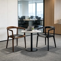 Fauteuil de direction moderne de luxe en bois massif, fauteuil de détente à accoudoirs bas, ergonomique et confortable pour le bureau, l'hôtel, l'école, le salon
