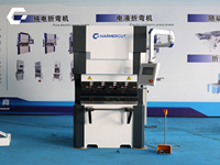 Machine à cintrer électrique de haute précision Petite presse plieuse électrique CNC pour le cintrage complexe des métaux