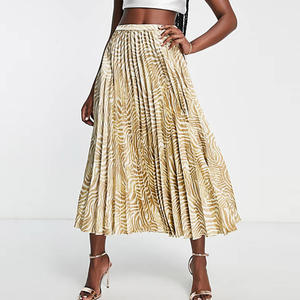 2023 nouveauté femmes <span class=keywords><strong>Satin</strong></span> plissé Beige et blanc zèbre rayé imprimé <span class=keywords><strong>jupe</strong></span> mi-longue - Product Image 2