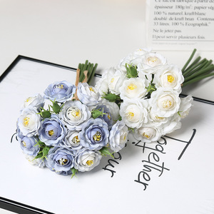 Rosas Artificiales Lichao, Flores de Seda para Bodas, Accesorios de Fotografía para Exteriores, Decoraciones Impermeables para el Hogar - Product Image 4