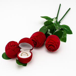 Estuche <span class=keywords><strong>para</strong></span> Anillo <span class=keywords><strong>y</strong></span> Caja de Regalo de <span class=keywords><strong>Joyería</strong></span> con Rosas Rojas Florales en Relieve <span class=keywords><strong>para</strong></span> Propuesta Romántica de San Valentín - Product Image 6