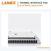 Coussin thermique à épaisseur personnalisée pour module de mémoire GPU et contact avec dissipateur thermique