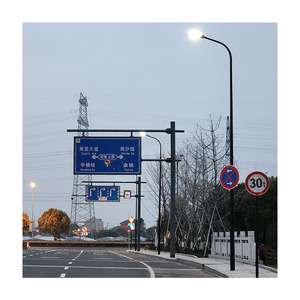 Poste de Señalización de Tráfico Cuadrado de Acero Impermeable para Exteriores Personalizado con Garantía de 10 Años - Product Image 4