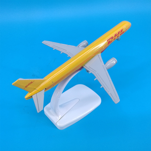 โมเดลเครื่องบิน DHL Cargo Boeing <span class=keywords><strong>B757</strong></span> ขนาด 16 ซม. สเกล 1/300 ทำจากโลหะผสม พร้อมฐานตั้งโชว์ - Product Image 6