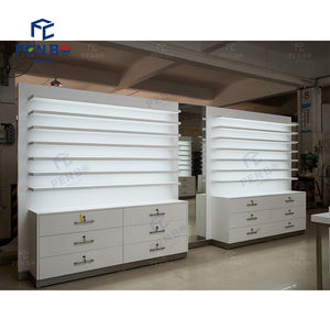 Modernes Innendesign für Optikergeschäfte, Maßgefertigte Möbel für Brillengeschäfte und Lösungen für die Brillenpräsentation - Product Image 1