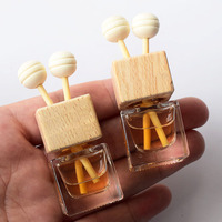 Parfum de voiture carré 8ml en stock diffuseur de parfum de voiture transparent désodorisant pour voiture
