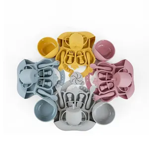Hot Sale Toddler Louça Utensílios Coroa Em Forma De Silicone Babadores Dividido Placa Silicone Baby Spoon Fork Set