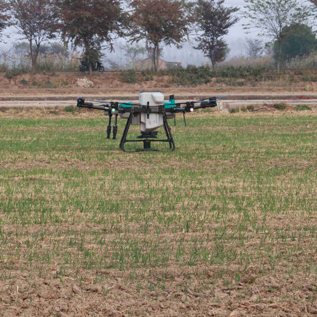 Factory Direct Sale Low Price Battery Powered Sprayer Drone for Agriculture