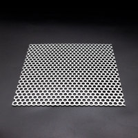 Maille perforée en forme de diamant créative avec un style moderne et minimaliste pour la décoration extérieure des centres commerciaux
