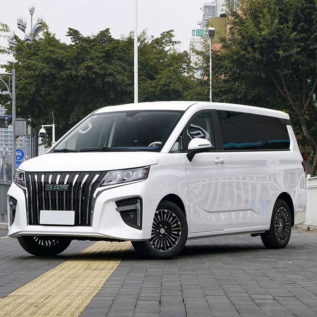 Baw Mpv M7 2.0l Hualun 7 Seats Cargo Van Gasoline Popular Mpv Cargo Truck for Sale Luxury Version Made in China Camera Electric