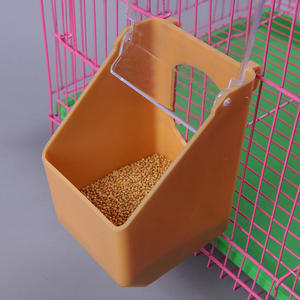 Pigeon Supplies Bol d'eau de couvercle de boîte d'<span class=keywords><strong>alimentation</strong></span> en plastique carré étanche anti-déversement écologique <span class=keywords><strong>pour</strong></span> la course Homing - Product Image 1