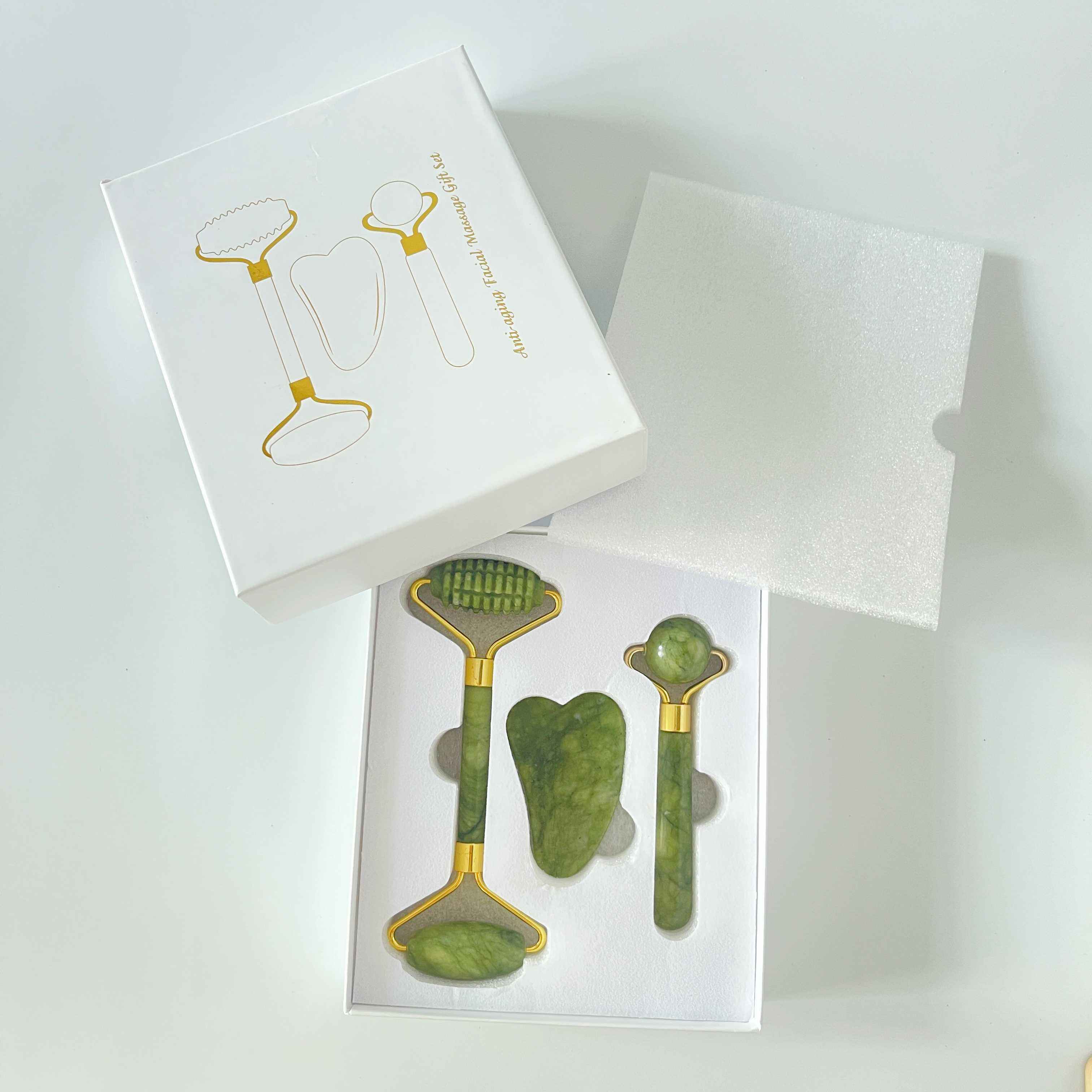 สีเขียว