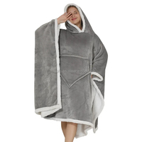 Couverture de poncho à capuche Buffalo Plaid Festival 100% polyester luxe doux confortable portable avec poche à motif de personnage