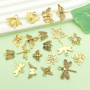 Pendentif en alliage d'or antique, motifs papillon, libellule, abeille, accessoire de bijouterie DIY, apprêts artistiques rétro pour projets créatifs - Product Image 4