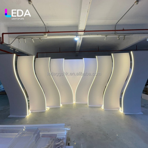 ฉากหลังงานแต่งงานอะคริลิคทรงตัว S ดีไซน์ใหม่จาก LEDA สำหรับตกแต่งเวทีงานแต่งงานและงานอีเว้นท์ - Product Image 4