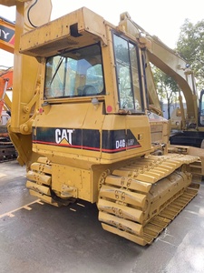 Mini bulldozer d'occasion Caterpillar D4G d'origine japonaise, machine de construction de haute qualité, petit bulldozer sur chenilles CAT D4G en vente - Product Image 4