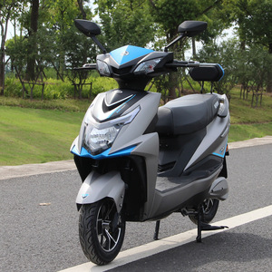 Ciclomotor eléctrico para adultos de alta velocidad de 1500W, motocicleta <span class=keywords><strong>E</strong></span> con marco de acero de 60V con freno de disco, motocicleta eléctrica de movilidad de 2 asientos - Product Image 1