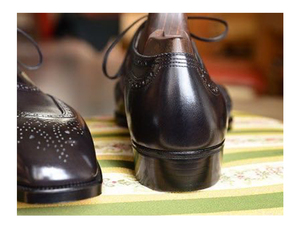 Outil de presse à roulettes pour maroquinerie OEM, pour rainurage, gaufrage et décoration des semelles et talons - Product Image 3