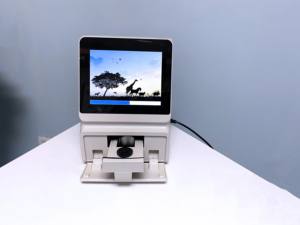 Analyseur biochimique automatique d'analyseur vétérinaire de chimie sèche portatif de MNCHIP V5 avec le disque de réactif - Product Image 2