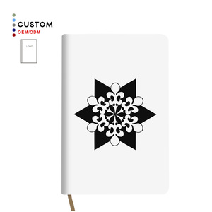 <span class=keywords><strong>Bible</strong></span> du <span class=keywords><strong>Nouveau</strong></span> <span class=keywords><strong>Testament</strong></span> élégante en cuir PU avec reliure papillon russe ESV <span class=keywords><strong>et</strong></span> estampage à chaud - Product Image 1