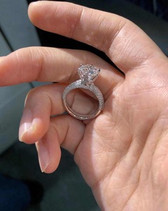 Anillo de Diamante Moissanite de Primera Calidad para Mujer, Corte Brillante, Anillo de Compromiso con Banda de Plata, Disponible al Mejor Precio del Mercado - Product Image 6