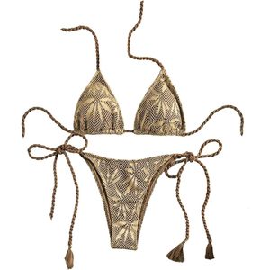 Conjunto de bikini bohemio de 2 piezas para mujer, con diseño hueco, de ganchillo, halter, con lazos laterales y corte alto, estilo cheeky. - Product Image 1