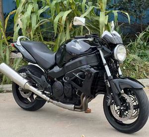 Hondaa CB1100 Naked |   1100 cm³ 4 cylindres |   Faible kilométrage |   Objet de collection rare 180 km/h - Product Image 4