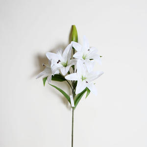 Qihao Real Touch Yellow <span class=keywords><strong>Lilium</strong></span> Tiger Latex Lily 5 teste di giglio di seta artificiale fiore per la decorazione domestica della festa nuziale di nozze - Product Image 4