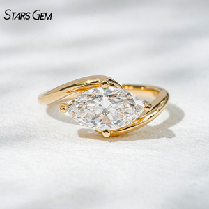 Anillo de Compromiso Solitario Clásico Starsgem con Diamante Cultivado en Laboratorio de Corte Marquesa de 2 Quilates (12.09*6.75mm), Chapado en Oro Amarillo de 18K, 3.7g - Product Image 1