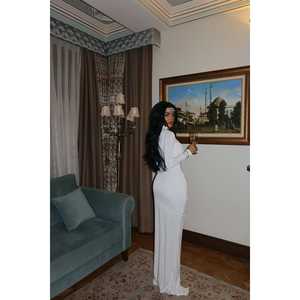 ชุดราตรีสีขาวประดับกุหลาบ ดีไซน์หรูหรา ยาวกรอมพื้น ทรงเอไลน์ เอวทรงเอ็มไพร์ ประดับคริสตัล มีไซส์ XS ถึง XL - Product Image 1