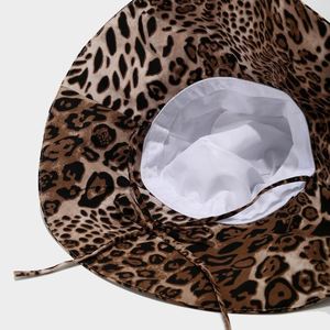 หมวกกันแดดทรงบักเก็ตพิมพ์ลายเสือดาวสไตล์เรโทรแฟชั่นสตรีท ขายดีประจำฤดูร้อน หมวกลำลอง - Product Image 4