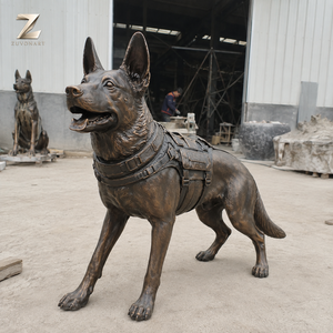 Statue de chien K9 grandeur nature en bronze, sculpture de berger <span class=keywords><strong>allemand</strong></span> moulée à la main avec harnais pour la décoration de parcs, villas et cours. - Product Image 4