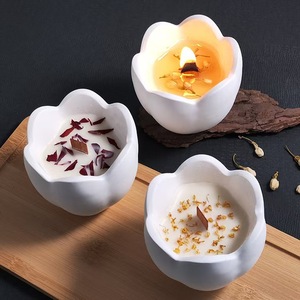 Bougie parfumée en cire de soja en forme de pétale, fleur préservée, parfum oriental, décoration de la maison, cadeau de mariage, cadeau de festival - Product Image 1