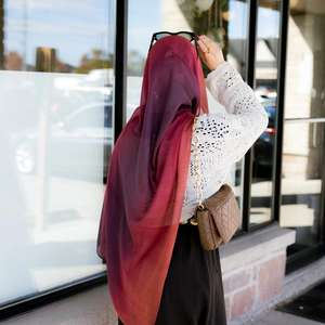 2026 Hot-Selling Custom Logo Muslim Headscarf Wholesale Breathable 4-Season Graceful Modest <b>Women's</b> Print Modal Hijab - Product Image 1