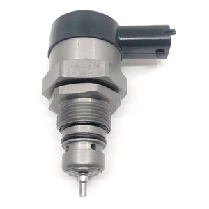 Valvola di Regolazione e Scarico Pressione Carburante Common Rail DERA 0281006198 Certificata ISO9001 per Mitsubishi-Fuso <span class=keywords><strong>Canter</strong></span> 3.0 HDI - Product Image 1