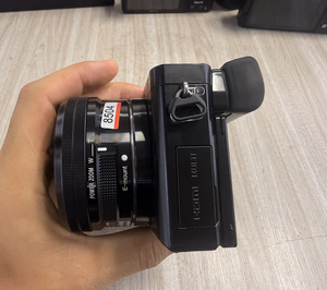 กล้องดิจิตอลระดับมืออาชีพ Alpha A6000 พร้อมเลนส์ 16-50 มม. กล้อง DSLR สำหรับถ่ายวิดีโอแบบ Full HD โดยเฉพาะ - Product Image 5
