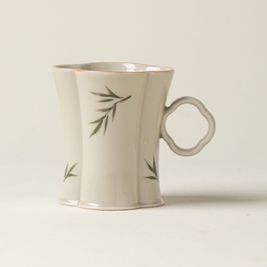 Handbemalter Keramikbecher mit Griff, ideal für Tee, Kung-Fu-Tee und als Verkostungsbecher für zu Hause - Product Image 2