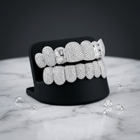 Grillz Classique Européen Américain en Argent 925, Pavé Complet de Moissanite, Design Circulaire Huit Cœurs et Flèches, Modèle Tendance TXYT034