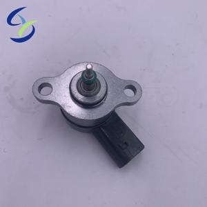 Válvula reguladora de presión de combustible, válvula 0281002698, 26, 98, para <span class=keywords><strong>Mercedes</strong></span> <span class=keywords><strong>Benz</strong></span> Clase M, A0281002698, A028, 100, 26, 98, 028, 100 - Product Image 1