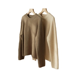 Pull-over en cachemire tricoté uni, élégant et confortable, coupe ample, avec logo personnalisé, pour femme, collection Hiver 2025, vêtements OEM - Product Image 2