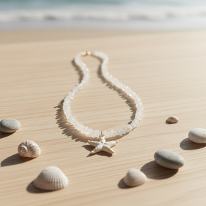 Elegante <span class=keywords><strong>Collana</strong></span> Nera <span class=keywords><strong>con</strong></span> Cristalli <span class=keywords><strong>e</strong></span> Ciondolo a Stella Dorata, Fatta a Mano <span class=keywords><strong>con</strong></span> <span class=keywords><strong>Perline</strong></span> di Vetro Raffinate, Perfetta Girocollo Invernale per Donna, Idea Regalo - Product Image 1