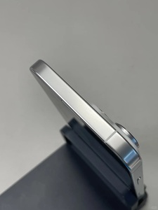 ซื้อโทรศัพท์มือถือแท้รุ่น 16 Pro Max ขนาด 6.9 นิ้ว ความจุ 256GB 512GB ปลดล็อคแล้ว รองรับ 5G สมาร์ทโฟน 16 Pro รุ่น US - Product Image 5