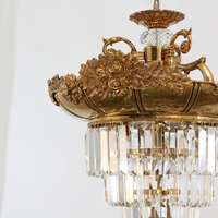 Lustre en métal doré de style français, relief floral, prismes en cristal transparent, lampe suspendue LED, AC 85-265V, 2700K, blanc chaud, chambre à coucher