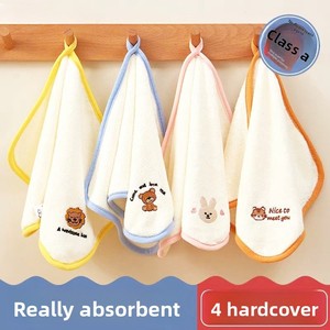 Toalla de Bebé Absorbente de Felpa de Coral, Diseño Cuadrado Pequeño con Patrón de Dibujos Animados, Suave para la Piel, Resistente a la Saliva, para Niños, Venta al Por Mayor - Product Image 2