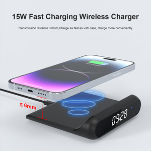 Meilleure vente 2025 Chargeur sans fil 3 en 1 pour réveil multifonction 15W à charge rapide pour <span class=keywords><strong>iPhone</strong></span> - Product Image 4