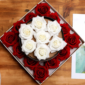 Têtes de roses en latex au toucher réaliste pour mariage, remise de diplôme, fête des pères, fête des mères, Pâques et Noël - Roses artificielles - Product Image 5